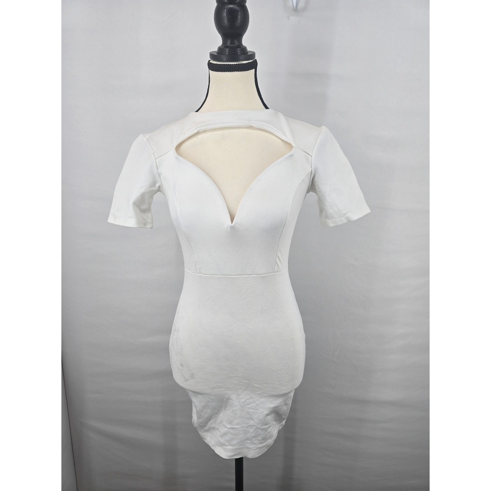 Fashion Nova Womens White V-Neck Cutout Bodycon Mini Dress Short Sleeve XS